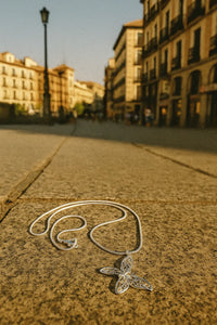 Collar Mariposa
