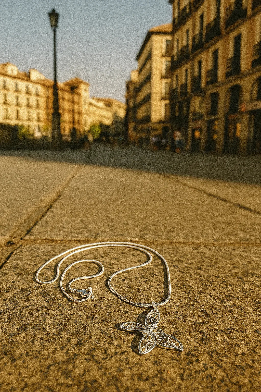 Collar Mariposa